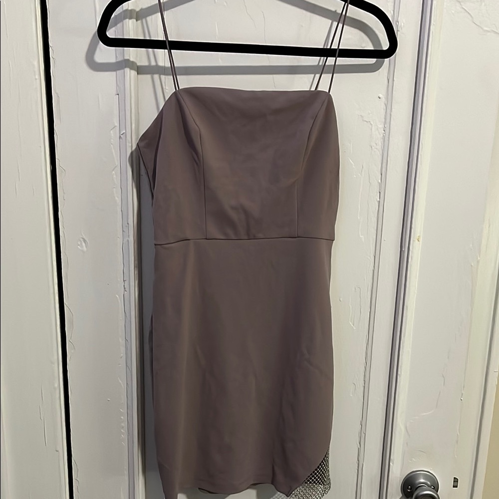 Elegant Strapless Dress With Metallic Accent